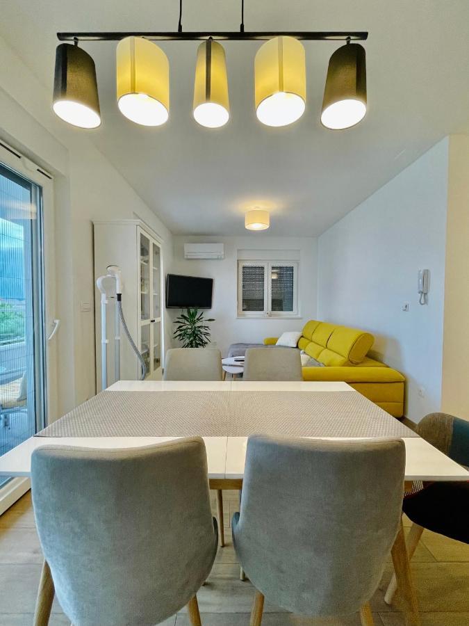 Alida Valli Apartment Kaštela 外观 照片
